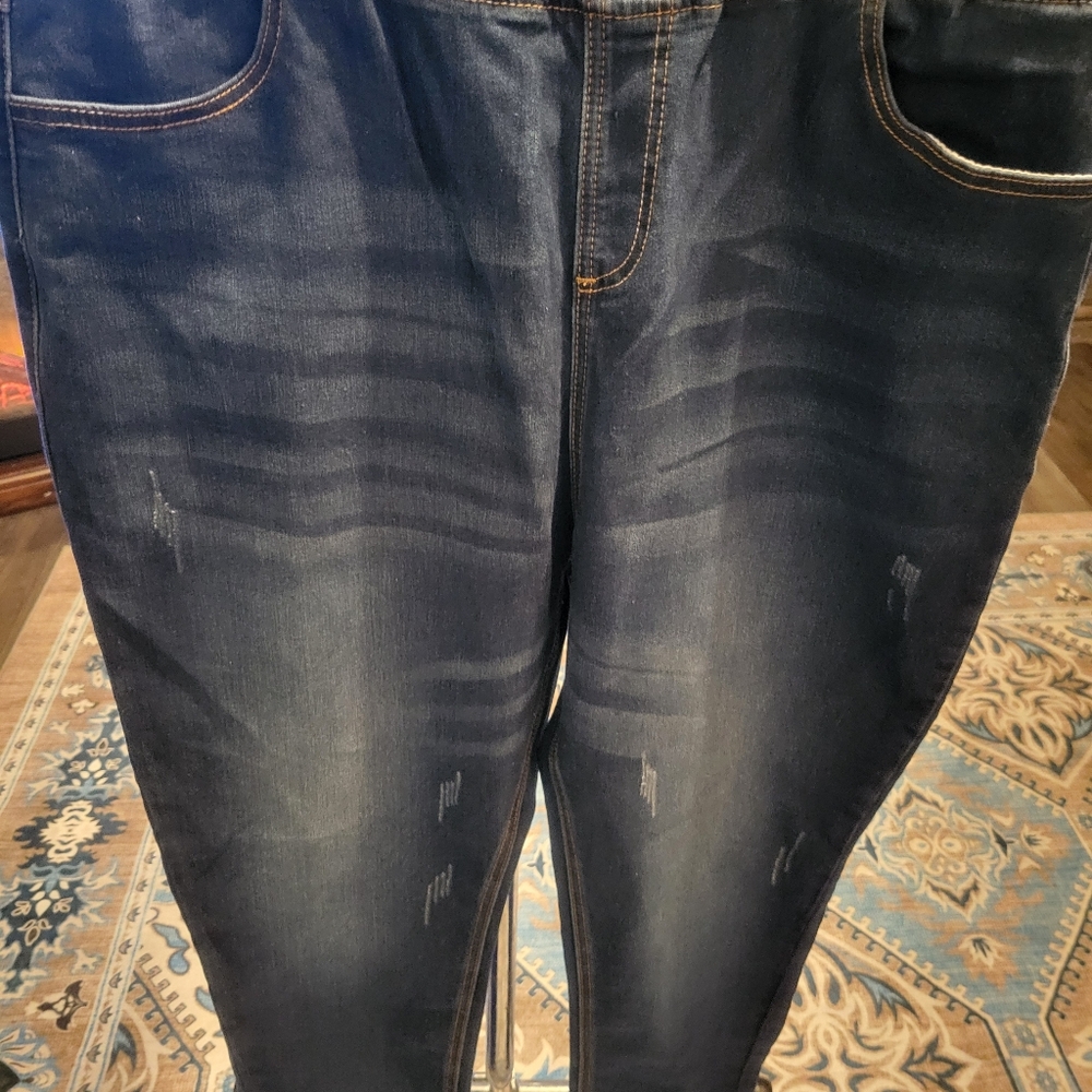 Pull on Womens Jeans Distressed